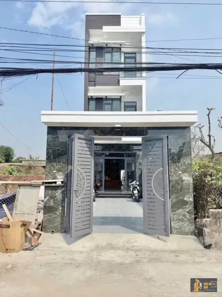 Bán nhà mặt tiền Đào Duy Từ mới