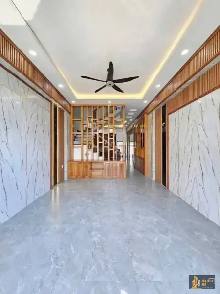 Bán nhà mặt tiền Đào Duy Từ mới
