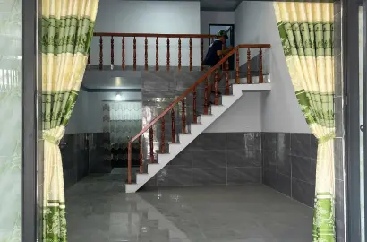 Bán nhà gác lững phường Tân Khánh