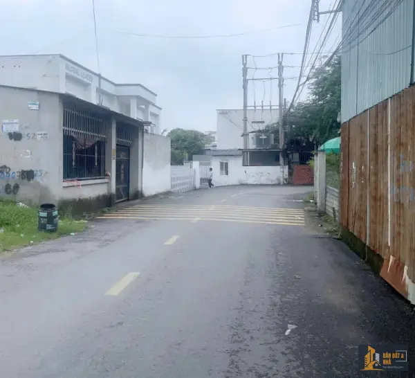 Bán nhà xưởng 3000 m² gần đường Lê Hồng Phong