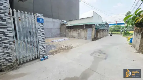 Bán đất sát mặt tiền Nguyễn Công Trứ