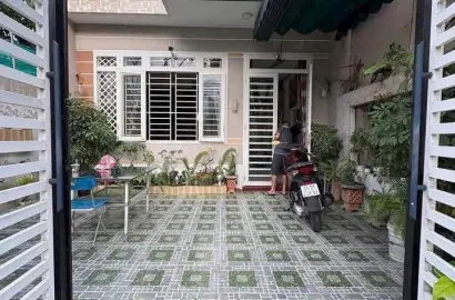 Bán nhà mặt tiền đường Hà Huy Giáp