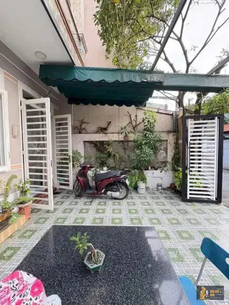 Bán nhà mặt tiền đường Hà Huy Giáp